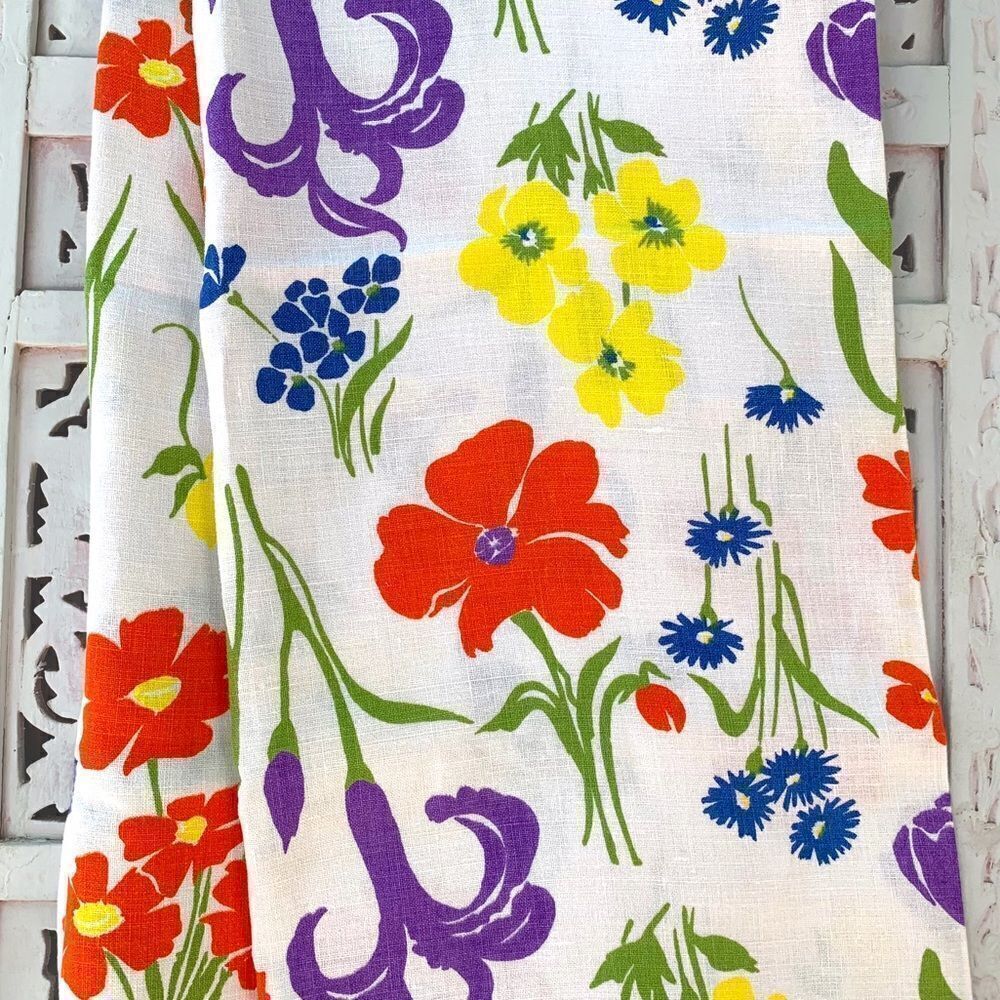Vintage 70’s Colorful Floral Tablecloth